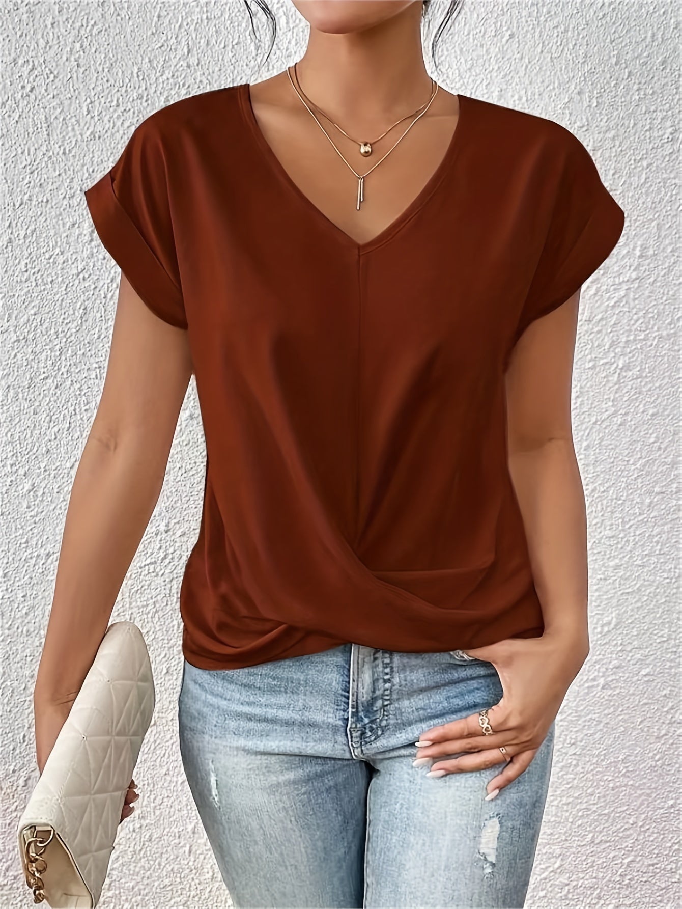 Evelina  | Avslappnad t-shirt med sweetheart-ringning